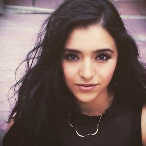 Meet your Posher, Myra